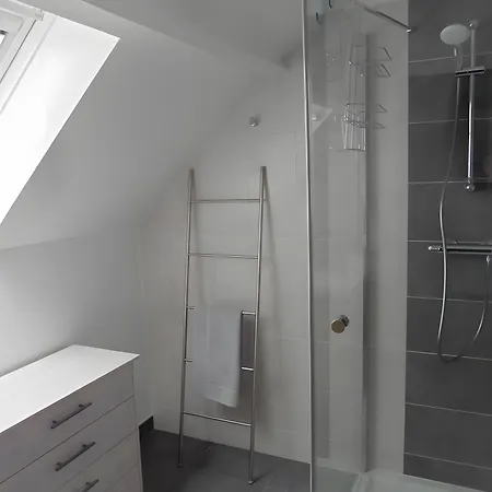 Les Du Circuit 住宿加早餐酒店