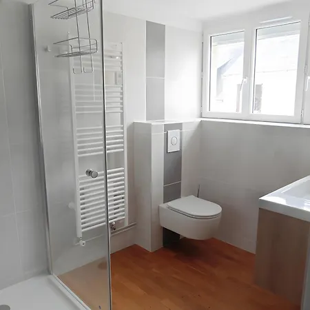 住宿加早餐酒店 Les Du Circuit