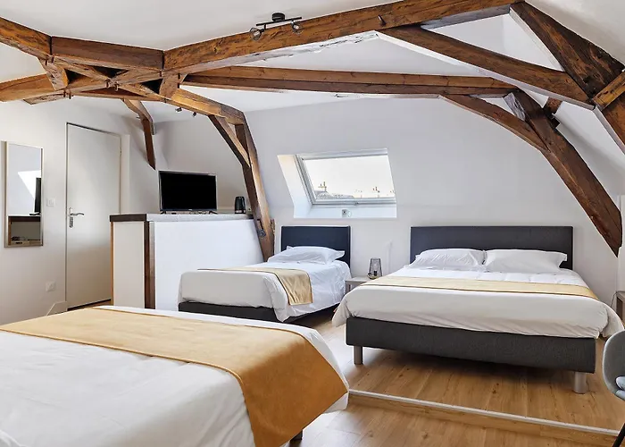 Panzió Les Du Circuit Laigne-en-Belin