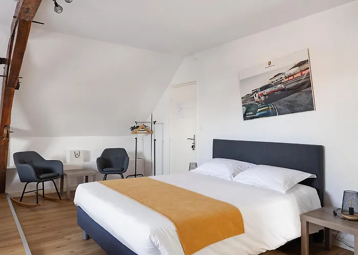 B&B Les Du Circuit Laigne-en-Belin